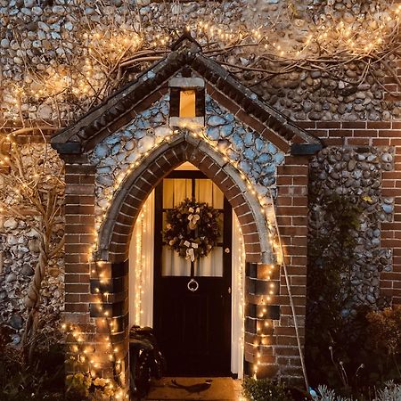Stone Cottage Thornage 外观 照片