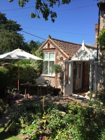 Stone Cottage Thornage 外观 照片